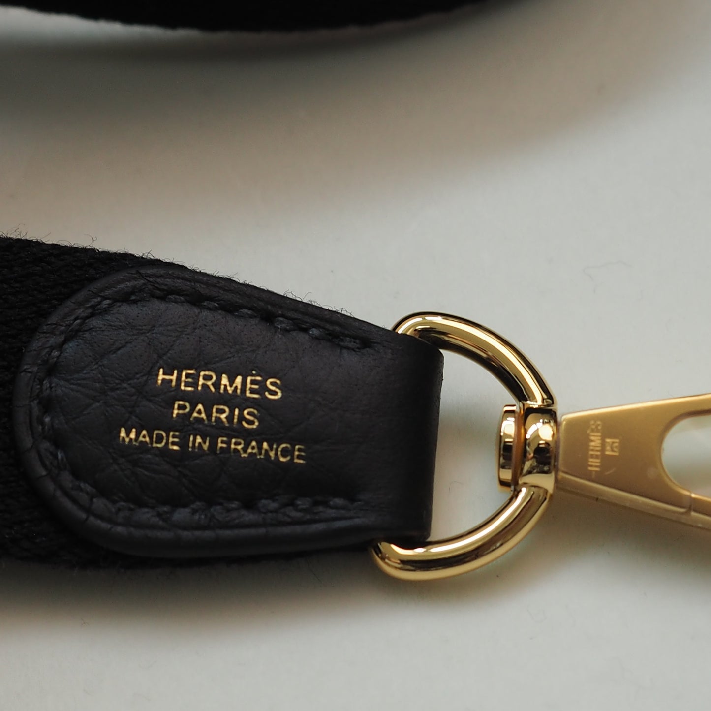 Evelyne 16 Mini Black Gold