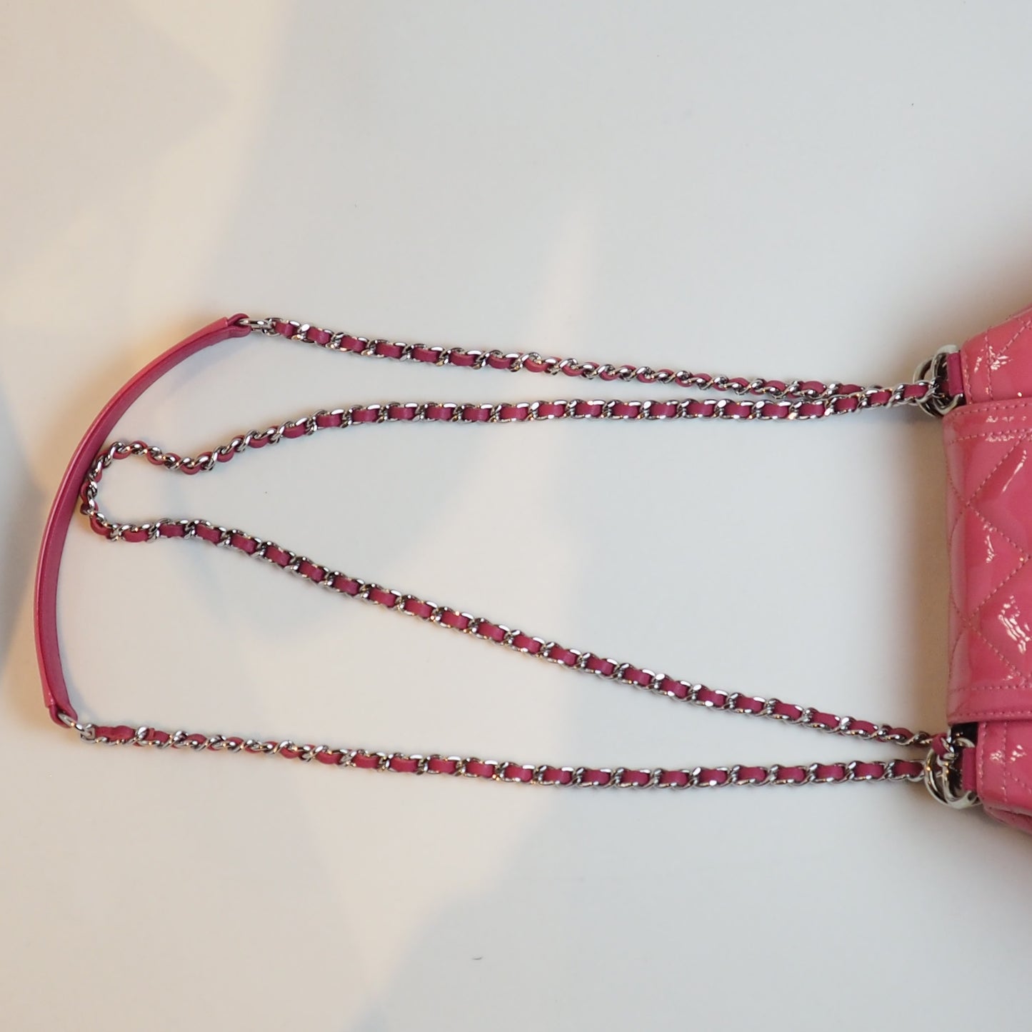 Flap Patent Leather Chain Bag Pink