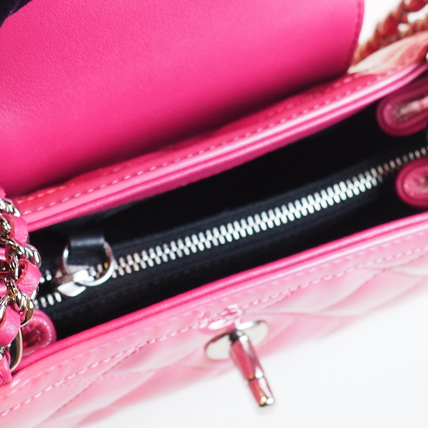 Flap Patent Leather Chain Bag Pink