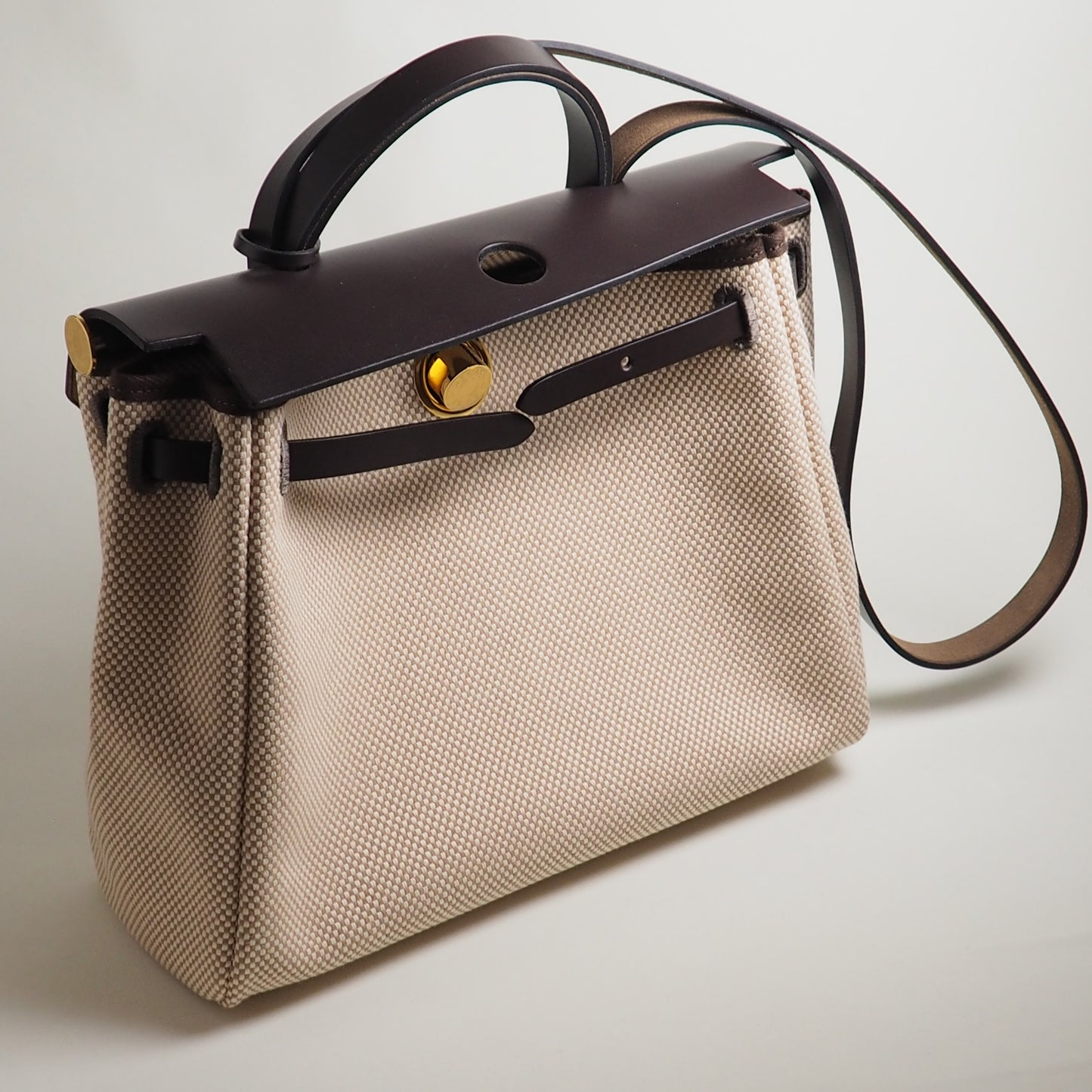 Herbag 31 Ecru & Beige Brown Gold