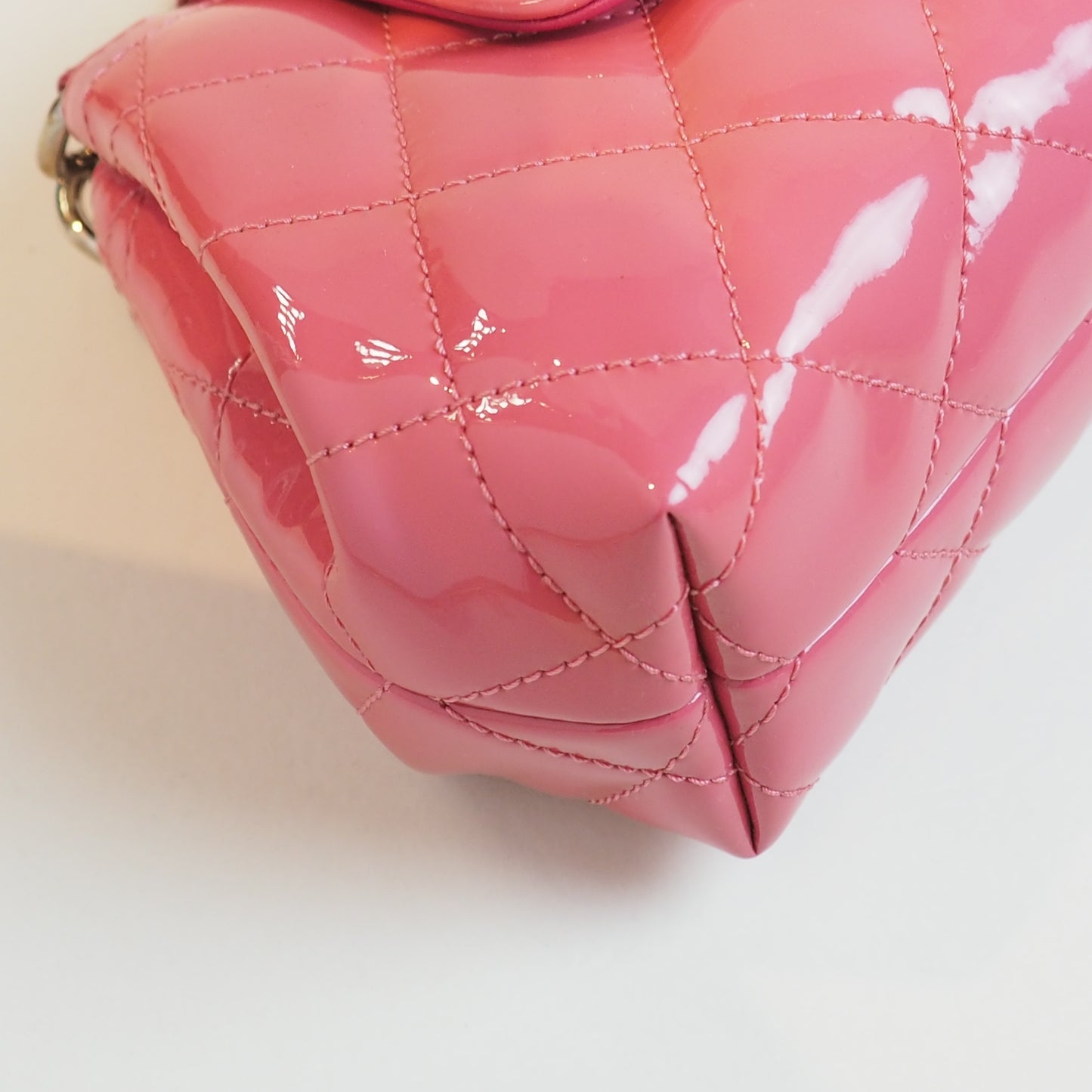 Flap Patent Leather Chain Bag Pink